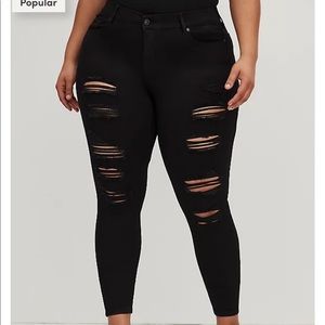🖤 DESTRUCTED BOMBSHELL SKINNY BLACK